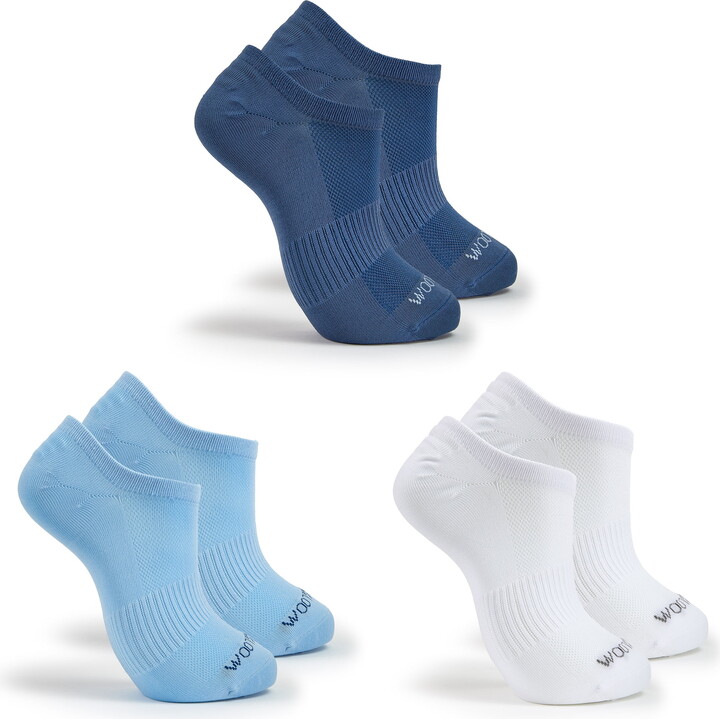 Fruit of the Loom Beyond Soft Sneaker Liner Socks for Women, Blue and White, Sizes 4-10 (3-Pack)