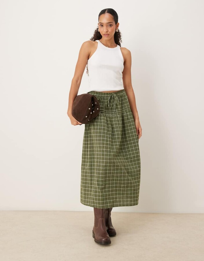 Neon Rose tiered check midaxi skirt in green