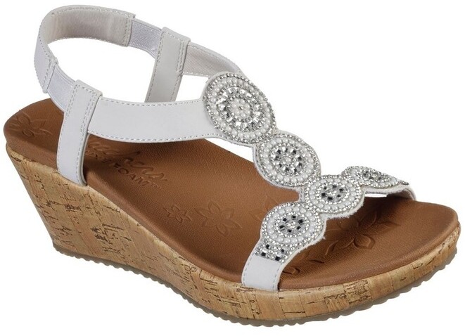 Skechers Sandals on Sale | the world's largest collection | ShopStyle Australia