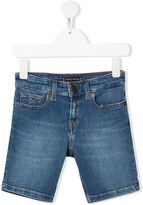 Thumbnail for your product : Tommy Hilfiger Junior Spencer skinny-fit denim shorts