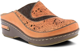 spring step freesa work clog