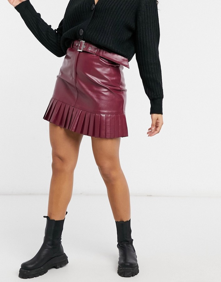 pleated pu mini skirt