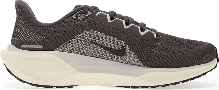 Nike Pegasus 41 sneakers