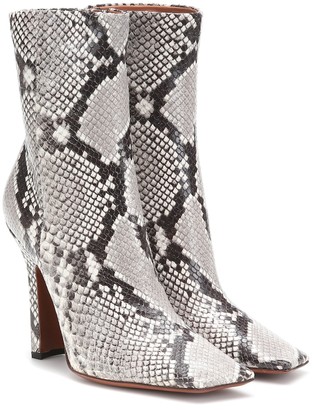 Vetements Boomerang snake-effect leather ankle boots