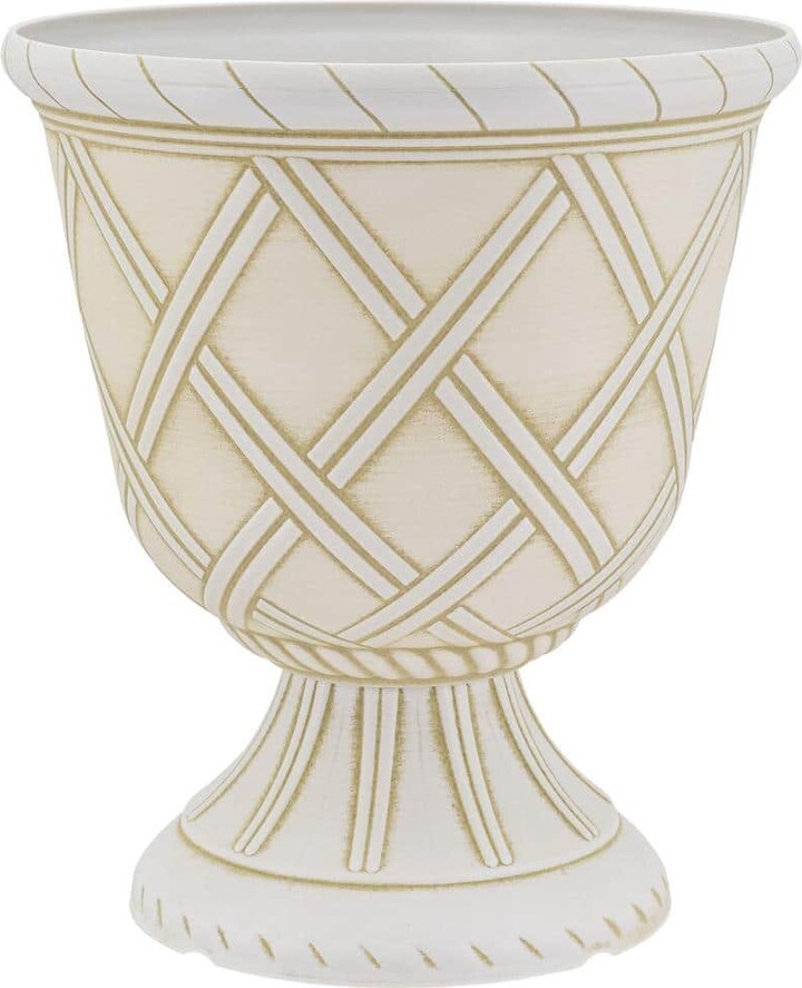 Arcadia Garden Products Lattice 10 in. W x 11 in. Brushed Beige Plastic Urn