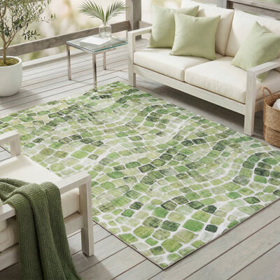 Winston Porter Emery Green Machine Washable Indoor/Outdoor Rug