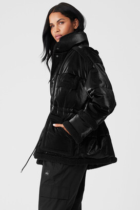 Alo Yoga  Ice Breaker Puffer Jacket in Black, Size: Medium