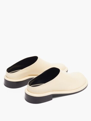 Proenza Schouler Pipe Round-toe Leather Backless Loafers - Cream