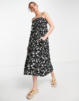 Thumbnail for your product : Qed London soft touch cami strap swing midi dress in daisy print