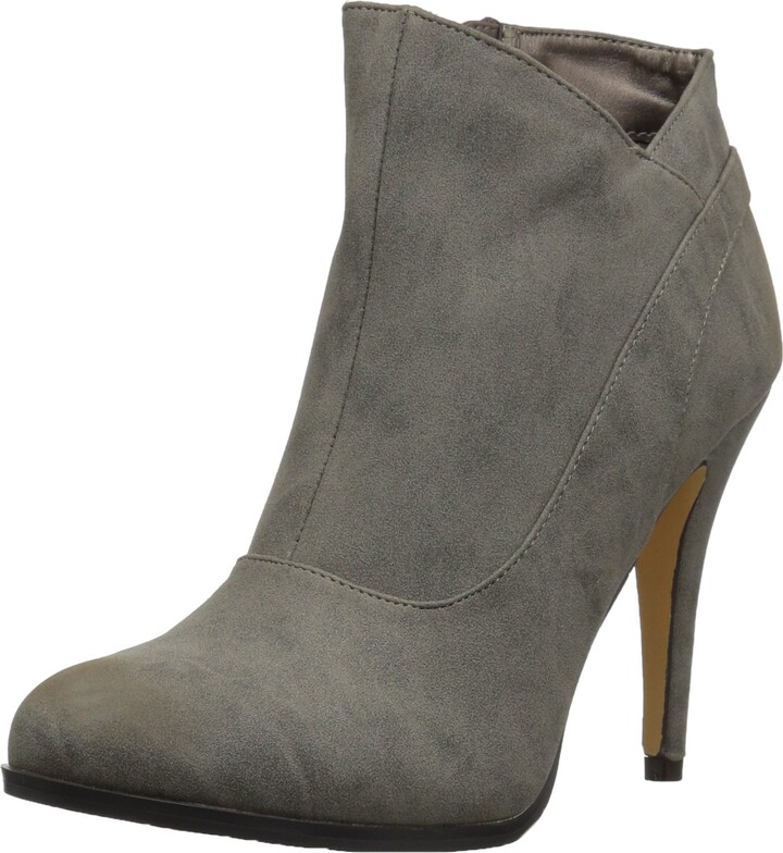 Michael Antonio Womens Carell Ankle-High Suede Pump 