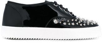 Giuseppe Zanotti D Giuseppe Zanotti Design - 'Karen' studded sneakers - women - Leather/Patent Leather/metal/rubber - 39.5