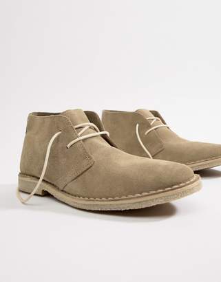 ASOS Design DESIGN desert boots in stone suede