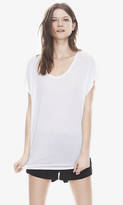 Thumbnail for your product : Express One Eleven Scoop Neck Curved Hem Tee - White