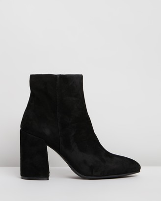 steve madden brave bootie