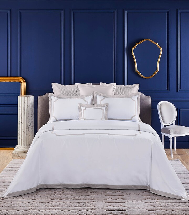 Yves Delorme Couture Haussmann Brume Square Oxford Pillowcase