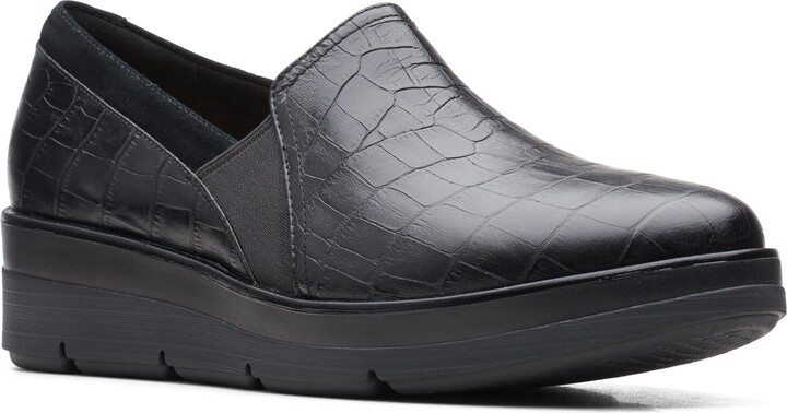 clarks tansy run platform sneaker