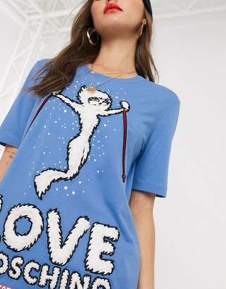 Love Moschino winner print logo t-shirt