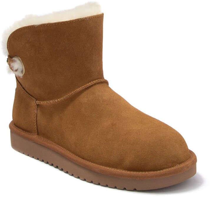 ugg mini leather
