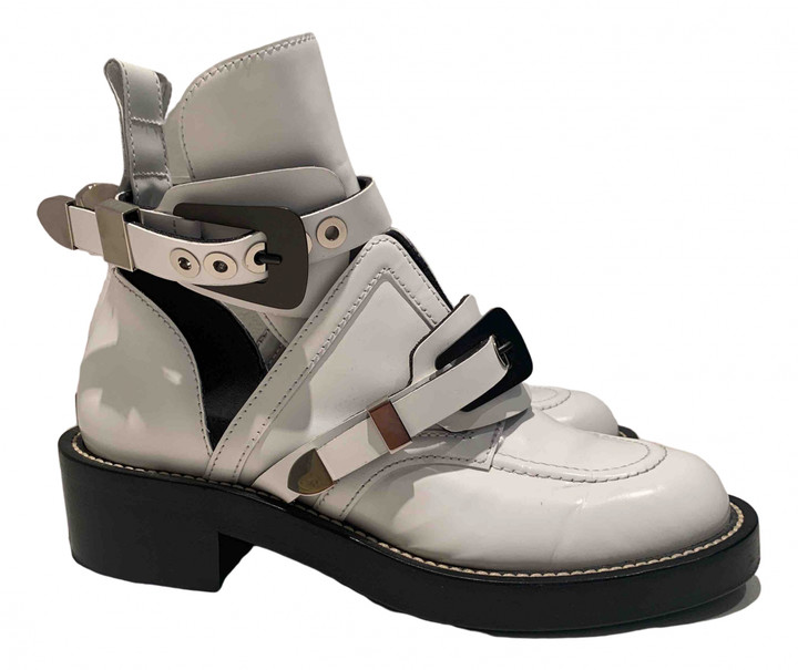 balenciaga ceinture ankle boots white