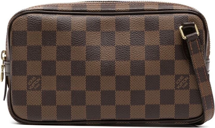 Louis Vuitton pre-owned Alpha Wearable Wallet - Farfetch