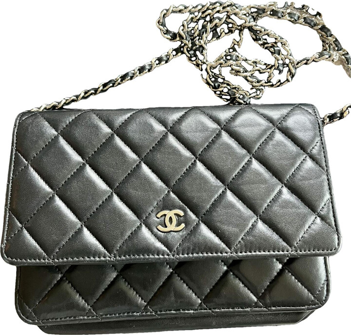used chanel wallet on
