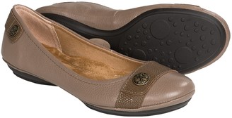 Softspots Satara Leather Flats (For Women)