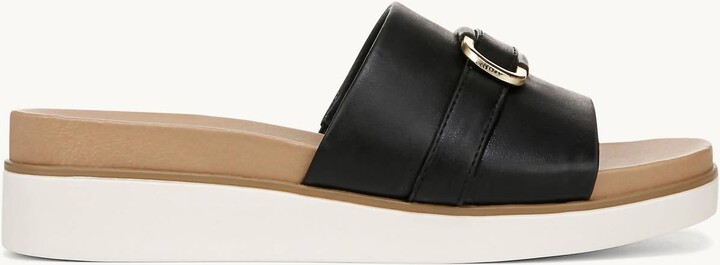 Women's Genevieve Flat Sandal In Black