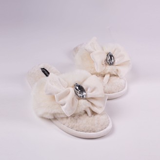 Pretty You London Diana Luxury Jewel Toe Post Slippers In Cream