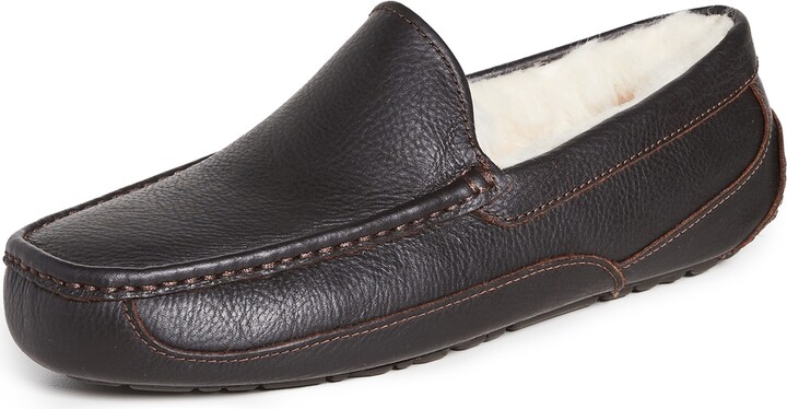 UGG Ascot Slippers