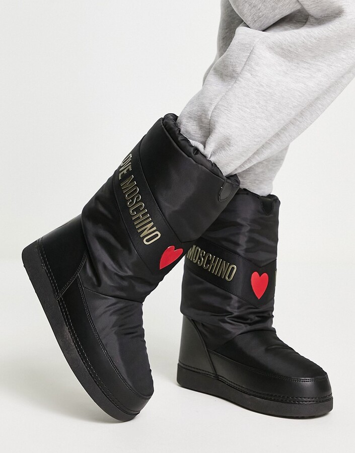 Love Moschino classic snow boots in black - ShopStyle
