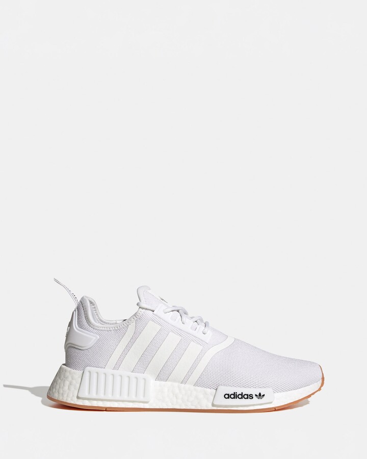 ad nmd