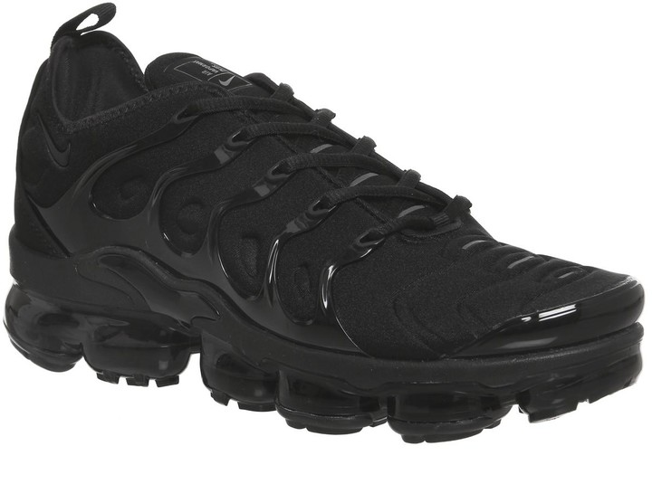 nike vapormax plus 37