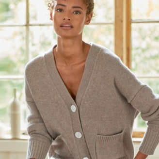 white company ladies clothes