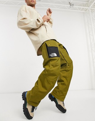 The North Face Slashback cargo pants in green - ShopStyle Chinos & Khakis