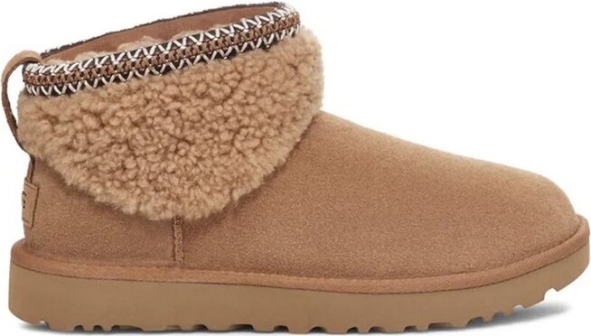 UGG Classic Ultra Mini Maxi Curly Ankle Boots