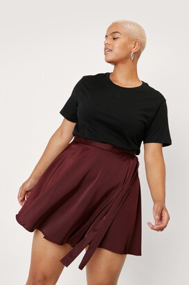 red skirt plus size