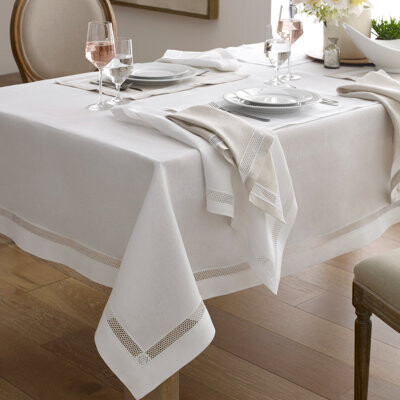 Home Treasures Linens Ritz Linen Tablecloth