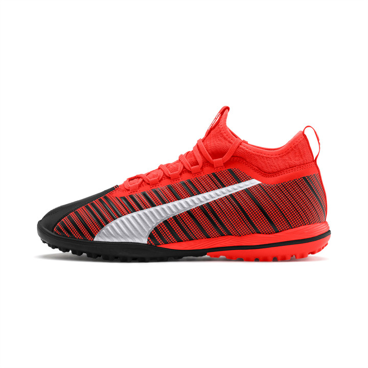 puma red running shoes