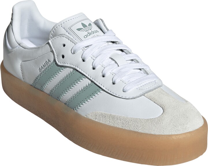 Sambae Sneaker