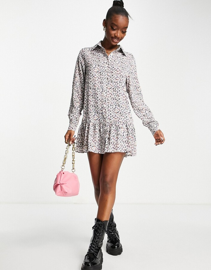 grey shirt dress