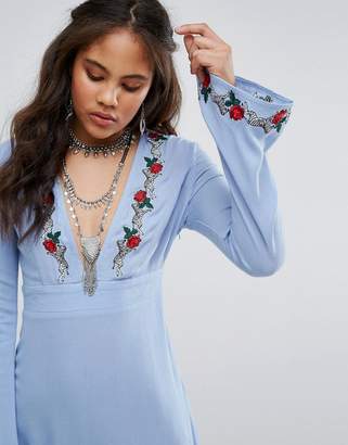 Kiss The Sky Tall Dress With Zebra Rose Embroidery