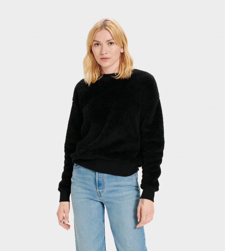 cut out booty jeans