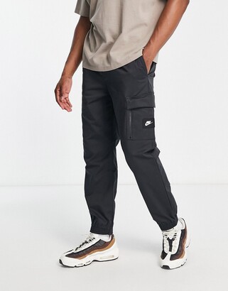 nike utility cargo joggers
