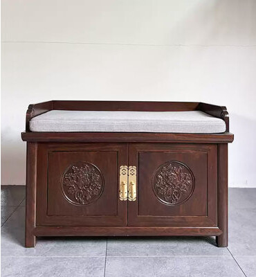 Traditional Carved Solid Wood Shoe Storage Bench With Cushion