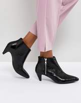 Thumbnail for your product : Pull&Bear Textured Leather Look Kitten Heel Boot