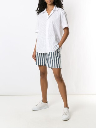 Handred Tradicional striped bermuda shorts