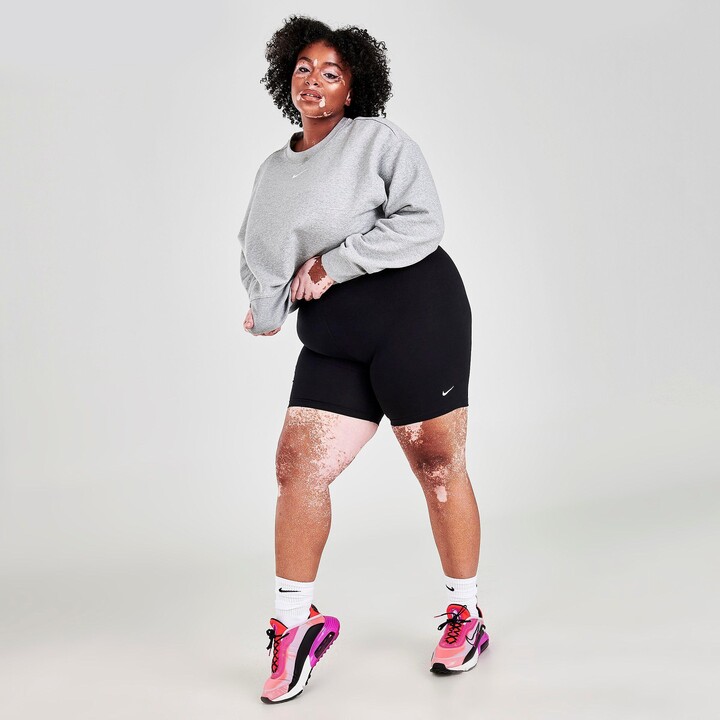 Nike Women's Sportswear Essential Mid-Rise Bike Shorts (Plus Size