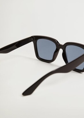 MANGO Oversize sunglasses
