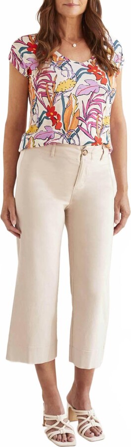 Flowy High Rise Twill Capri Pant In French Oak