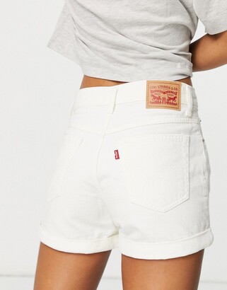 Levi's A-line mom shorts in cream - ShopStyle